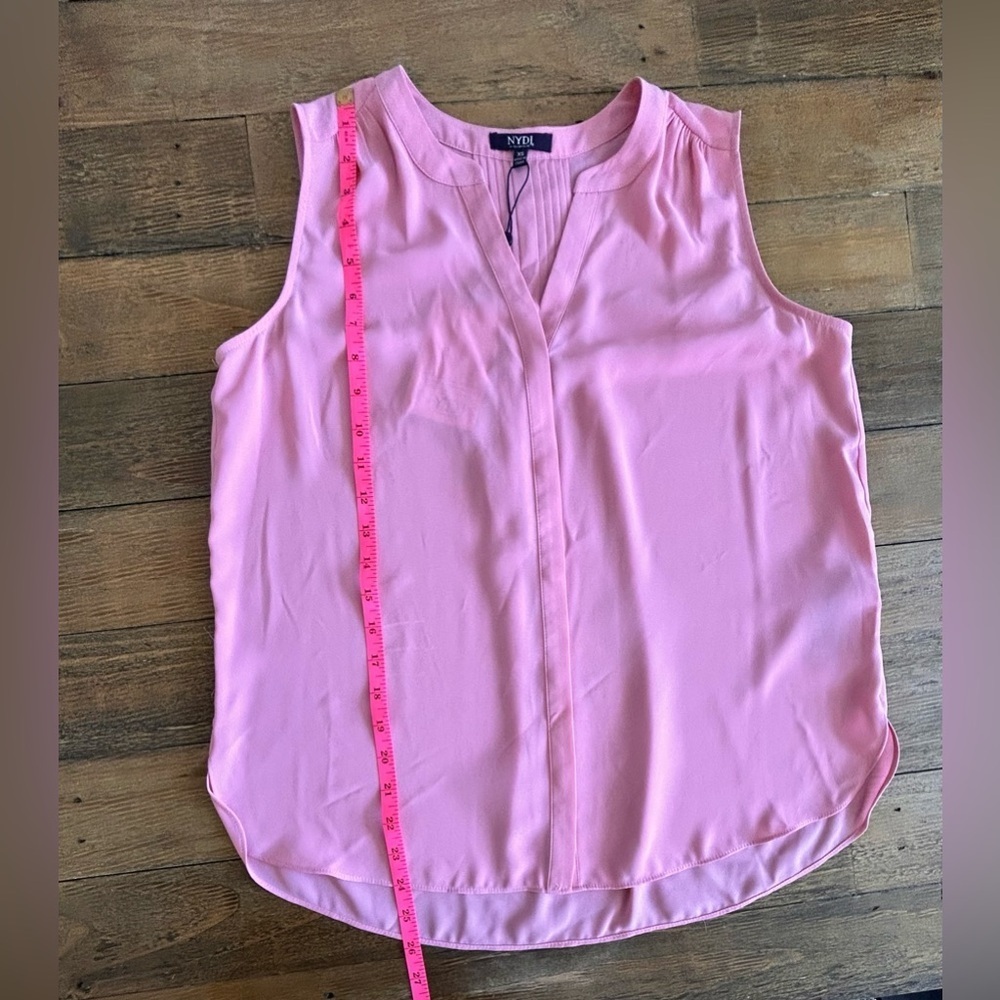 NYDJ Pink sleeveless pleated lightweight relaxed button down top - Picture 7 of 13
